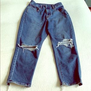 American Eagle Curvy Mom Jean size 4